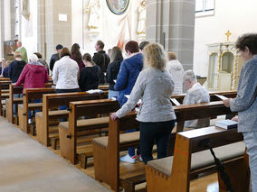 Vorstellung der Kommunionkinder in St. Crescentius ( © Karl-Franz Thiede)